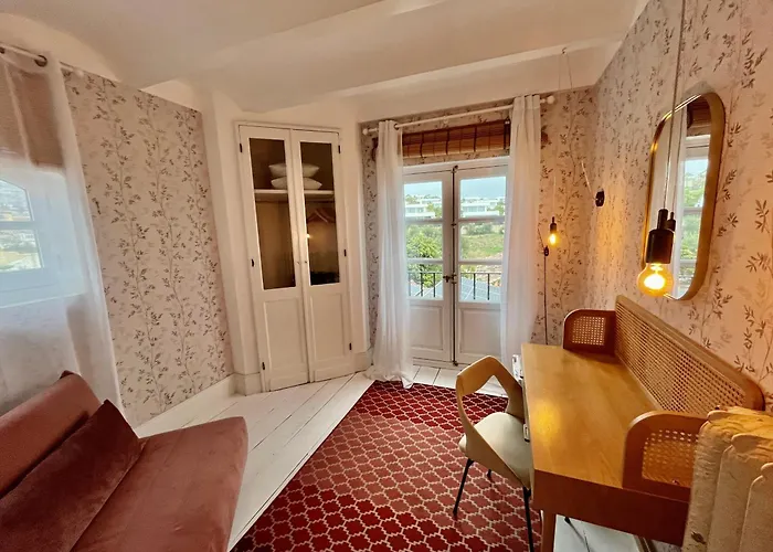 The Pearl - Marbella Bed and Breakfast